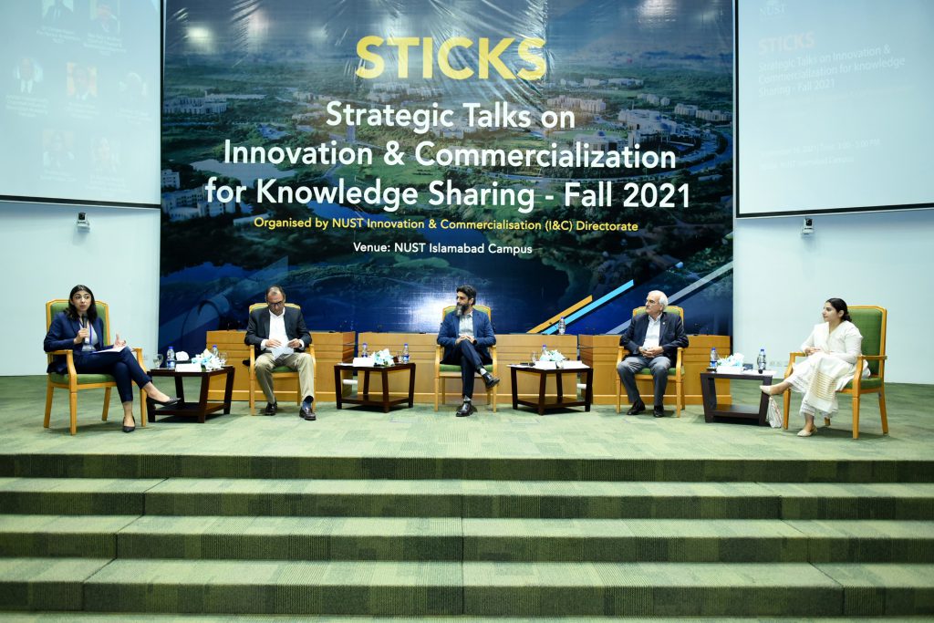 STICKS - Strategic Talks on Innovation & Commercialization for Knowledge Sharing - Fall 2021_3