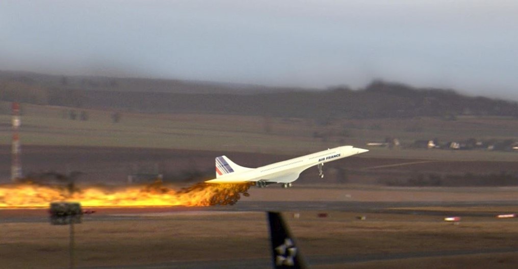 Figure 1: Air France Flight 4590 that crashed while taking off